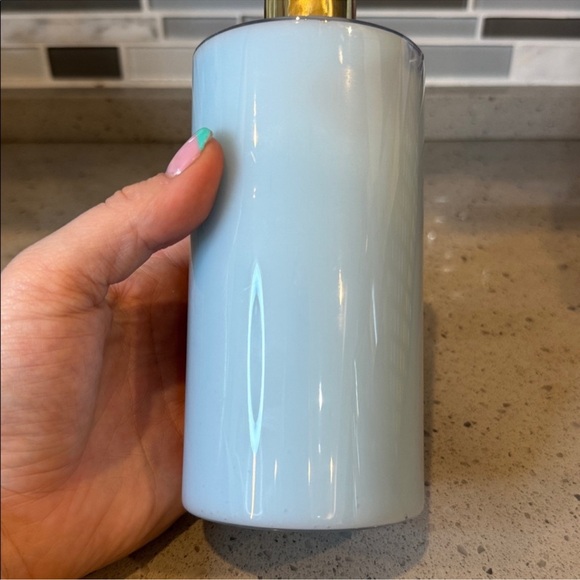 AMINNAH Unicorn Dreams Hydrating Body Lotion 8oz New! - Picture 4 of 5